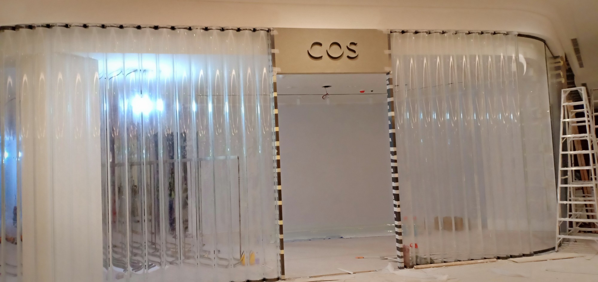 COS store fit-out at KLCC by Hypro Renovation