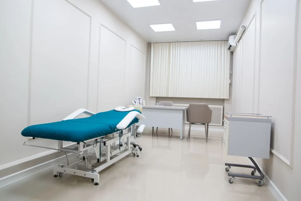 Gypsum partition wall enclosing a clean medical clinic treatment room